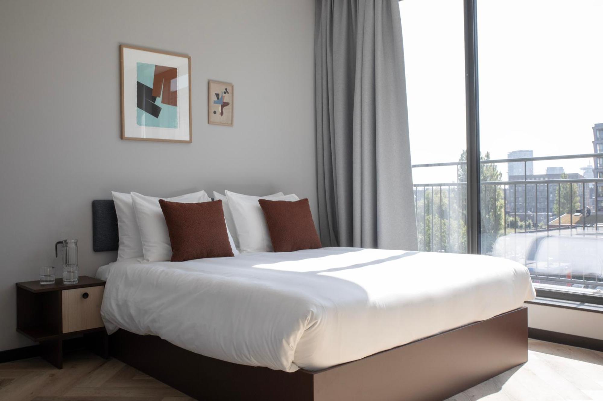 Bob W Amsterdam Noord Aparthotel Bagian luar foto