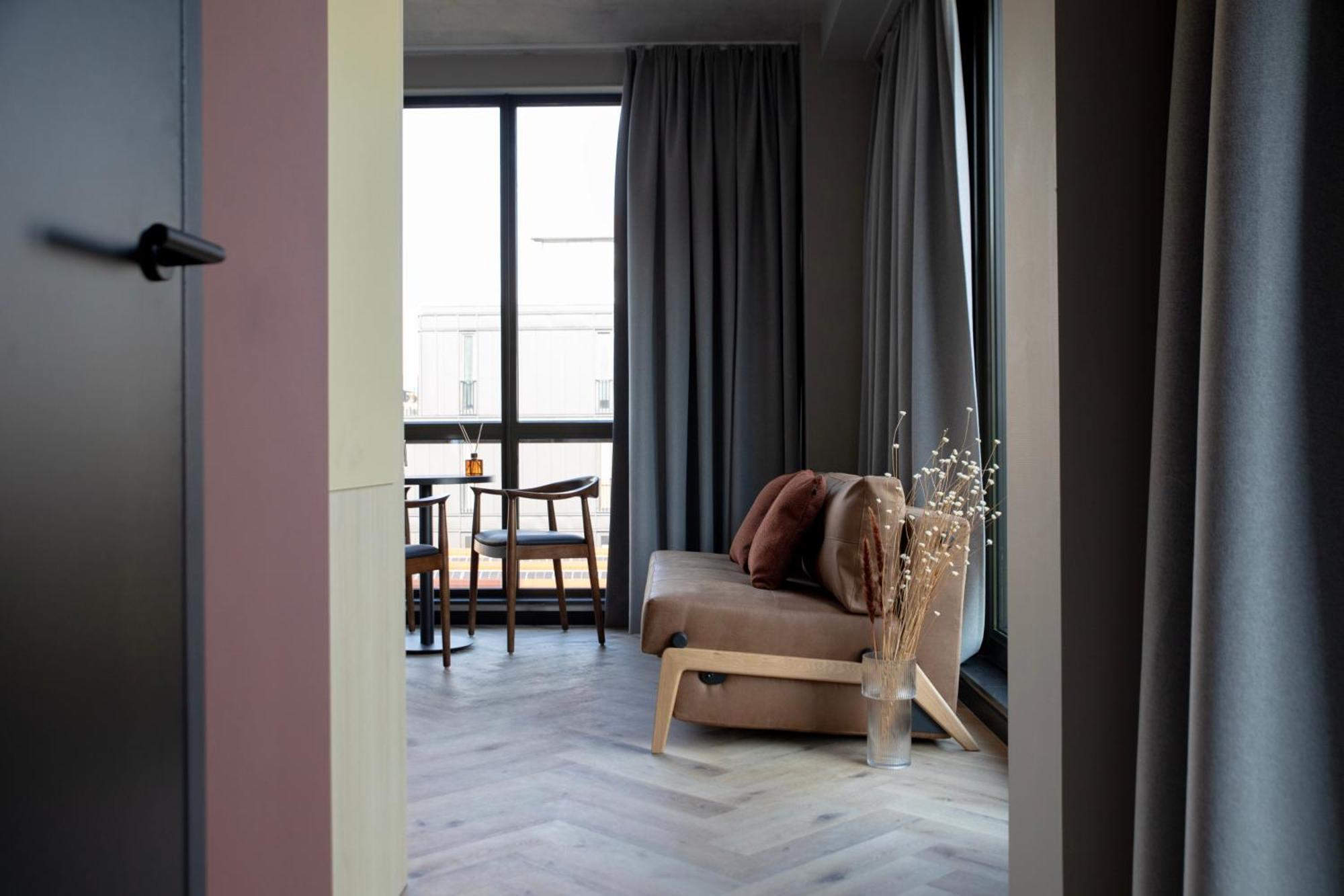 Bob W Amsterdam Noord Aparthotel Bagian luar foto