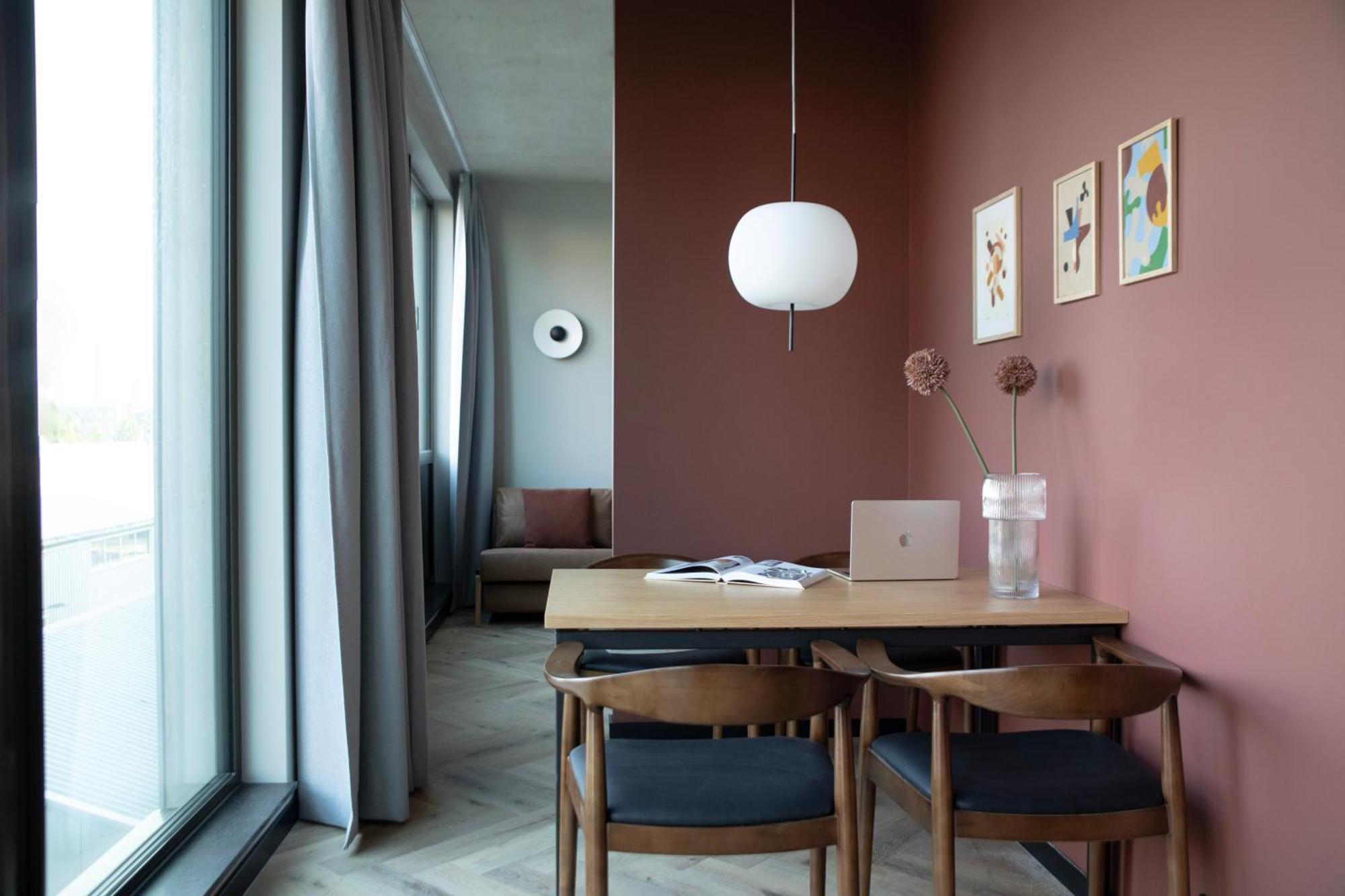 Bob W Amsterdam Noord Aparthotel Bagian luar foto
